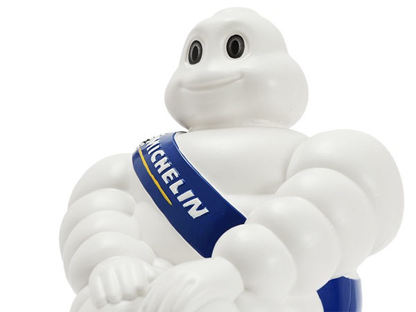 MICHELIN正規品 ミシュラン ビバンダム ムッシュビバンダム ミシュランマン 19cm フィギュア(タイヤ台座 両面テープ固定)