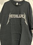 �ں߸�ͭ���METALLICA (�᥿�ꥫ) 40TH ANNIVERSARY SONGS LOGO ��40��ǯ�����󥰥��������� �ԥ���� XXL������
