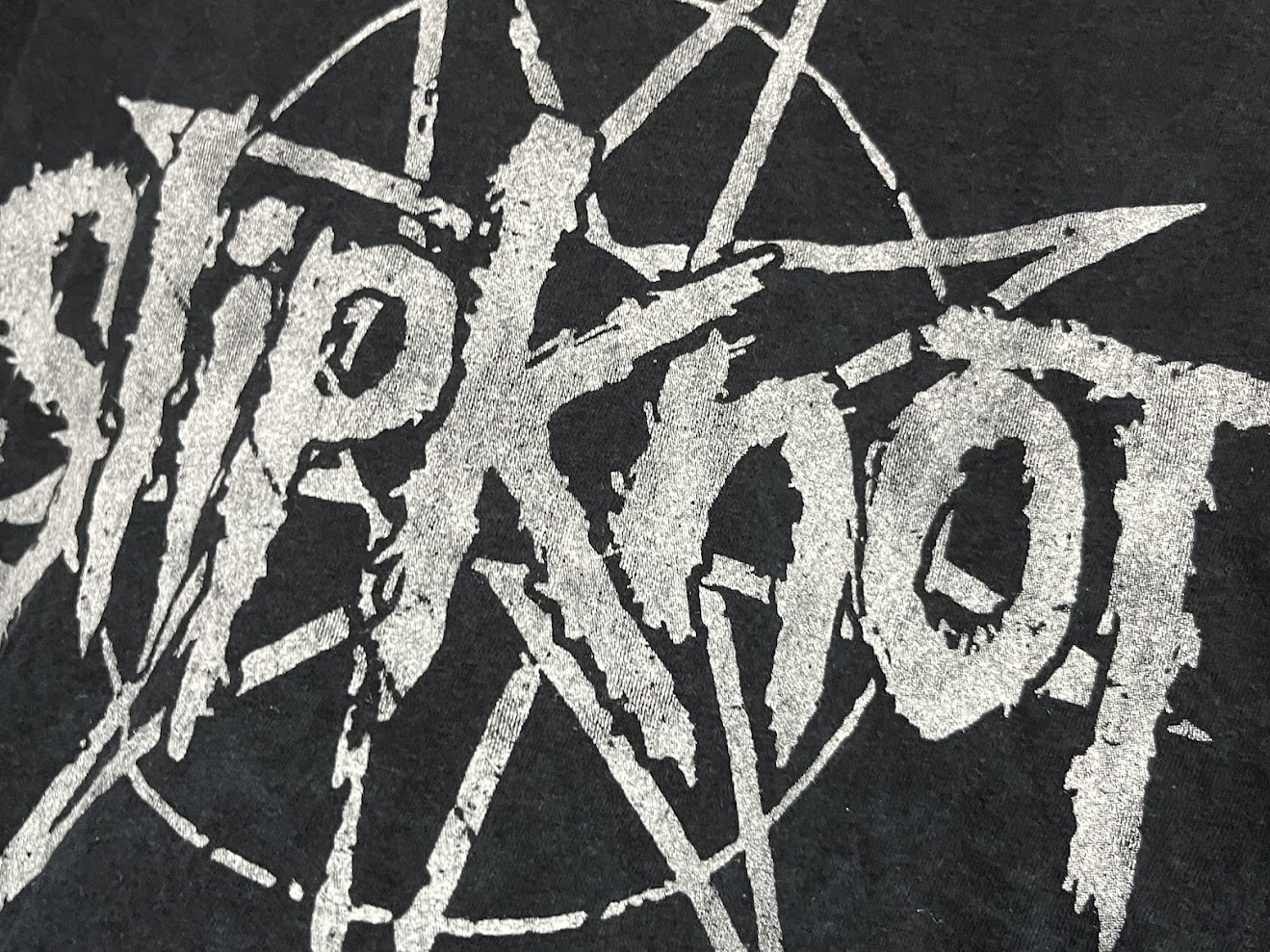 �ں߸ˤ����SLIPKNOT (����åץΥå�) LOGO STAR �ֶ������� �ԥ���� L�������ڥ��쥯�����������ƥ��