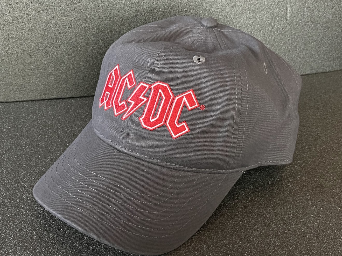 �ں߸�ͭ���AC/DC (�����������ǥ�������) Logo �֥����ץ���ץ�ե����� �١����ܡ��륭��åסʥ��졼��