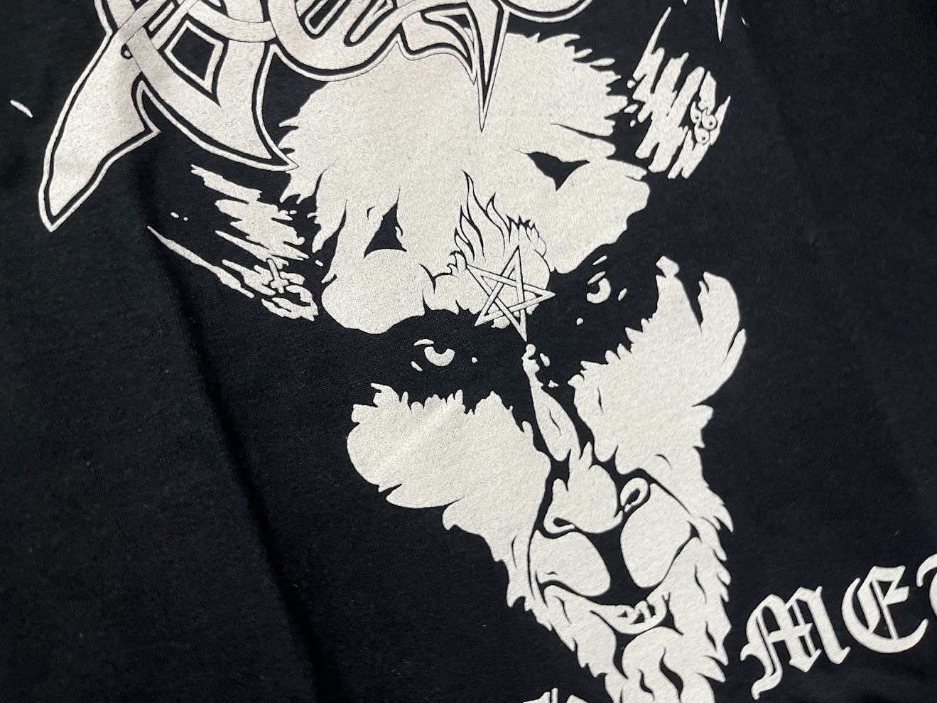�ں߸ˤ����VENOM (�����Υ�) Black Metal �֥֥�å����᥿��� �ۥ磻�ȡ����� T����� L�������ڥ��쥯�����������ƥ��