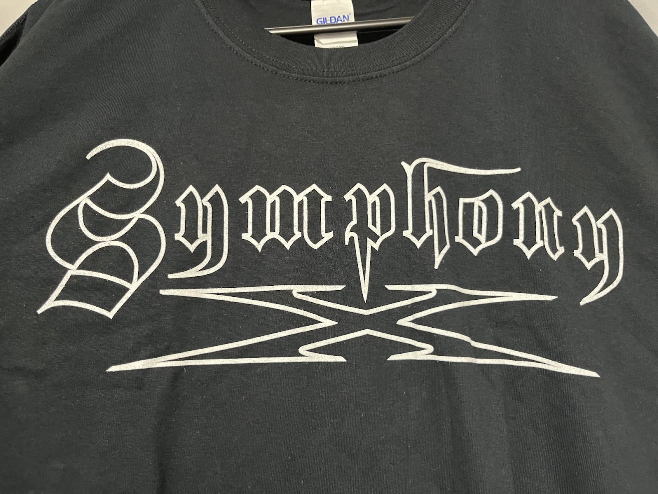 �ں߸ˤ����SYMPHONY X (����ե��ˡ������å���) LOGO �֥����� T�����  XL�������ڥ��쥯�����������ƥ��