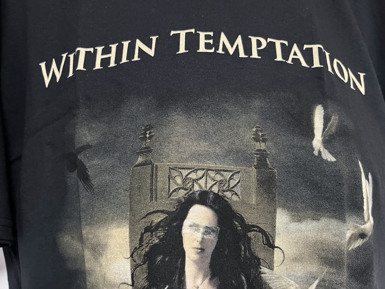 �ں߸ˤ����WITHIN TEMPTATION (���������󡦥ƥ�ץơ������) THE HEART OF EVERYTHING �֥����ϡ��ȡ����֡����֥ꥷ�󥰡� �ԥ����  L�������ڥ��쥯�����������ƥ��