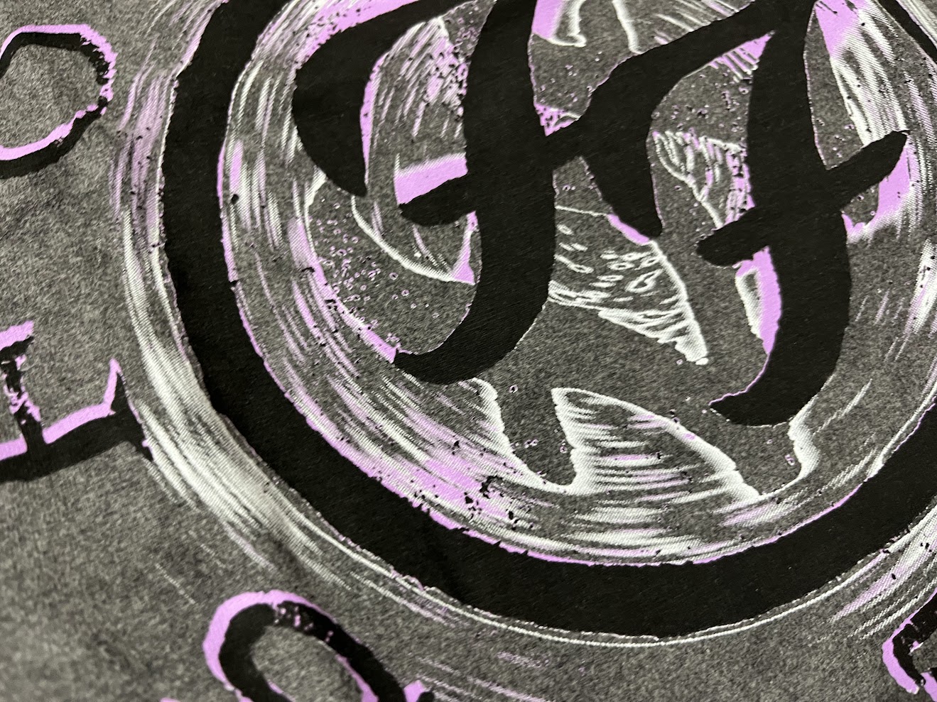 �ں߸ˤ����FOO FIGHTERS (�ա����ե���������) Wheel Logo Shadow �֥ۥ����롦����������ɥ��� ���ȡ��󡦥����å��� T����ġʥ��㥳���롦���졼�� L������