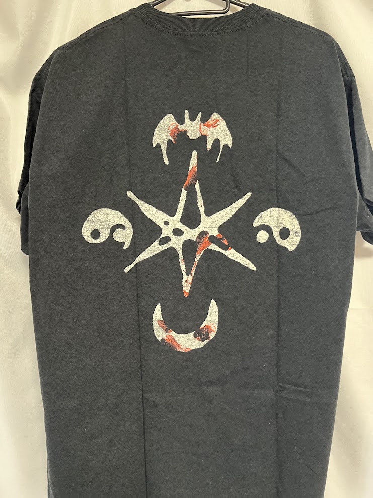 �ں߸ˤ����BRING ME THE HORIZON (�֥�󥰡��ߡ��������ۥ饤����) SYMBOLS �֥���ܥ륺�� T����� M������