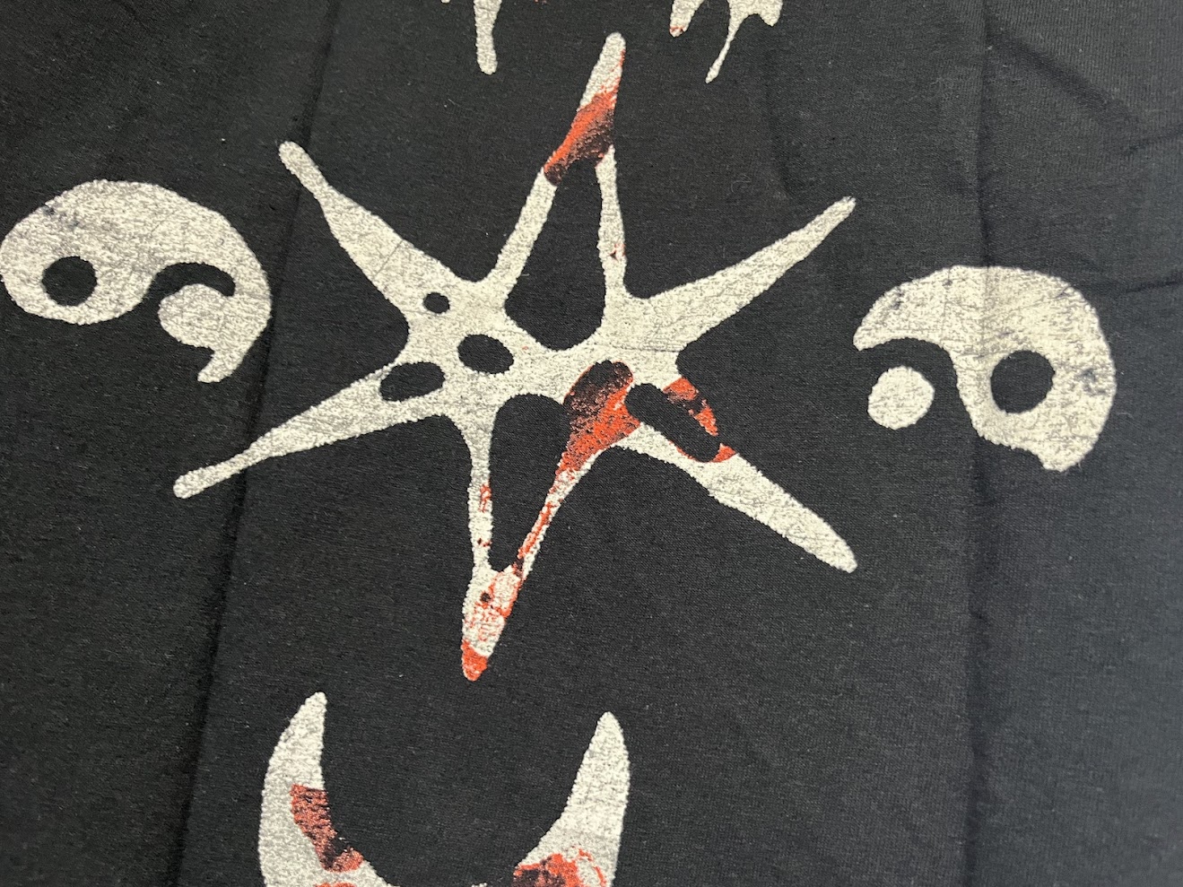 �ں߸ˤ����BRING ME THE HORIZON (�֥�󥰡��ߡ��������ۥ饤����) SYMBOLS �֥���ܥ륺�� T����� M������
