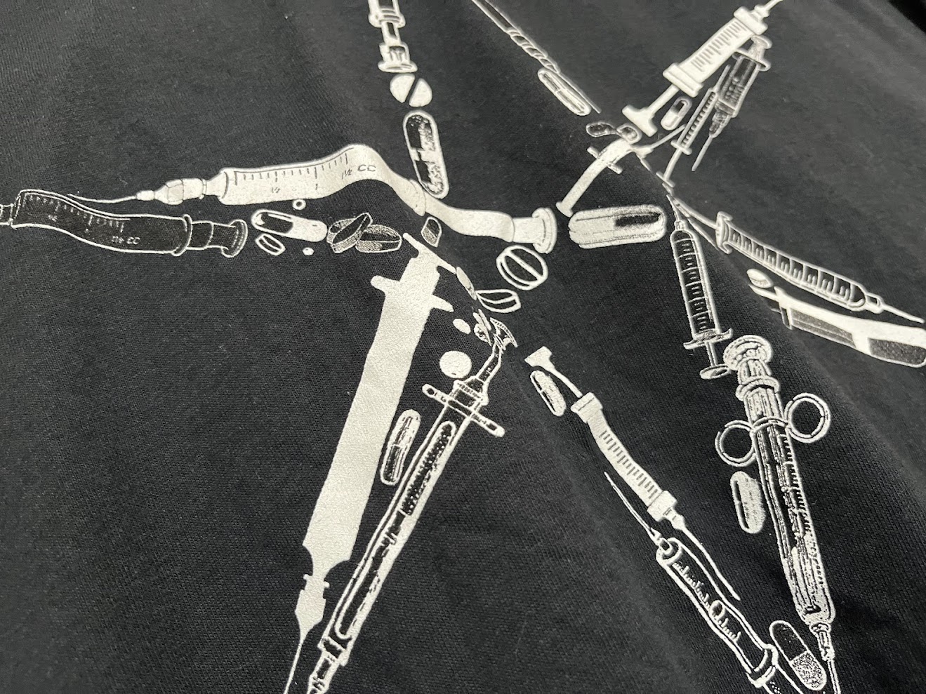 �ں߸ˤ����BRING ME THE HORIZON (�֥�󥰡��ߡ��������ۥ饤����) Medicine Hex �֥�ǥ����󡦥إå����� T����� XL������