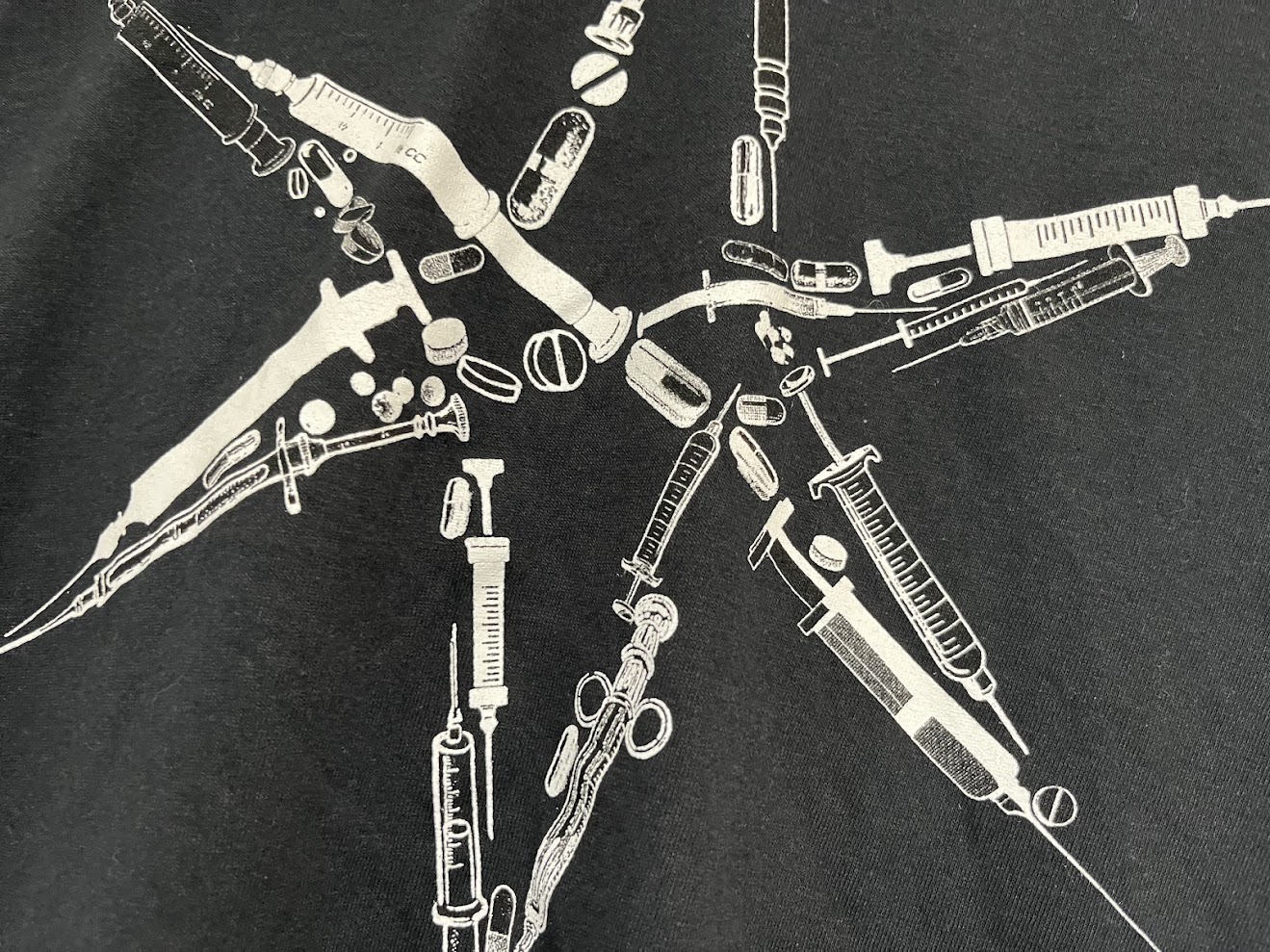 �ں߸ˤ����BRING ME THE HORIZON (�֥�󥰡��ߡ��������ۥ饤����) Medicine Hex �֥�ǥ����󡦥إå����� T����� XL������