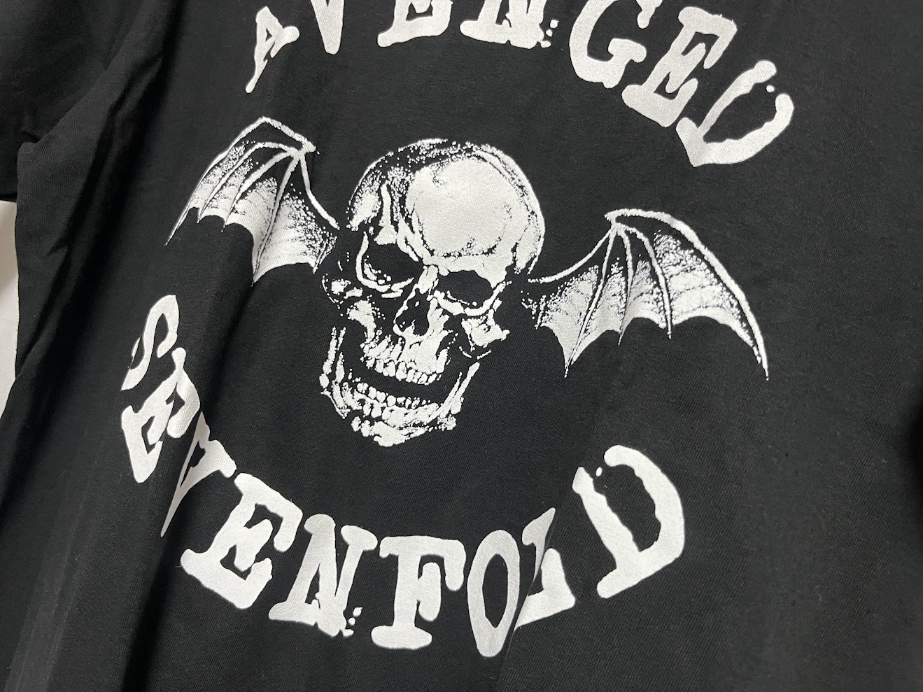 �ں߸ˤ����AVENGED SEVENFOLD (�������󥸥ɡ�������ե������) CLASSIC DEATHBAT �֥��饷�å����ǥ��Хåȡ� T����� S��������M������������