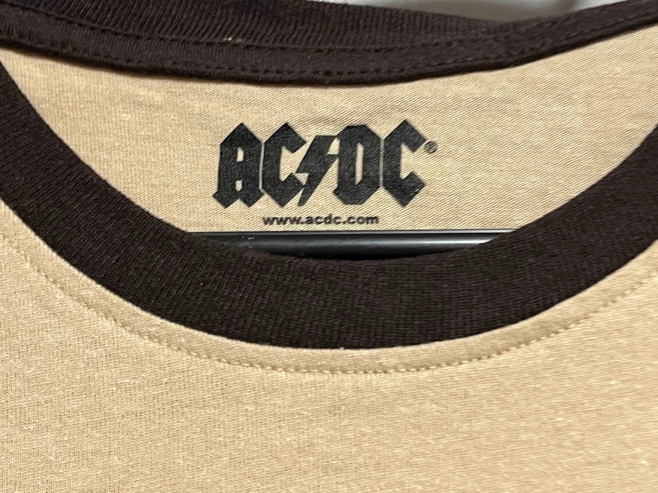 �ں߸ˤ����AC/DC (�����������ǥ�������) Let There Be Rock �֥��å����� 1977ǯ�ĥ��� ��󥬡��ԥ���� S������