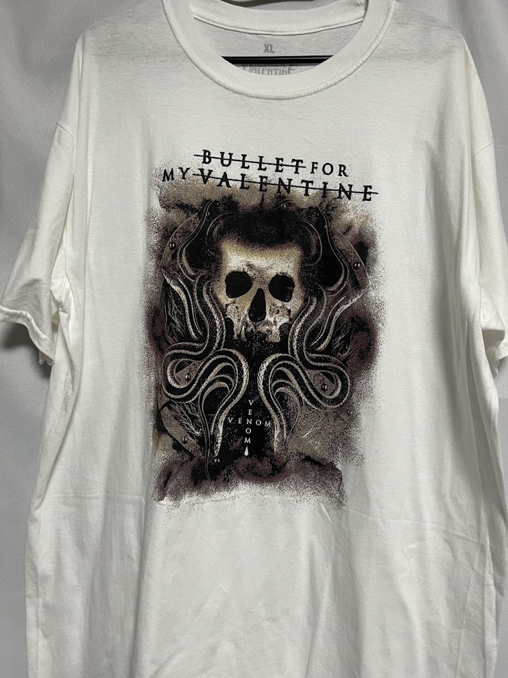 �ں߸ˤ����BULLET FOR MY VALENTINE (�֥�åȡ��ե������ޥ���������󥿥���) SNAKES & SKULL �֥��͡���������ɡ�������� T����ġ���� XL�������ڥ��쥯�����������ƥ��