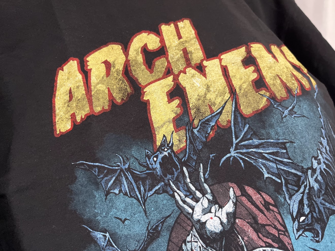 �ں߸�ͭ���ARCH ENEMY �ʥ����������ͥߡ��� Bloodstained Cross �֥֥�åɥ��ƥ���ɡ��������� T����� M������
