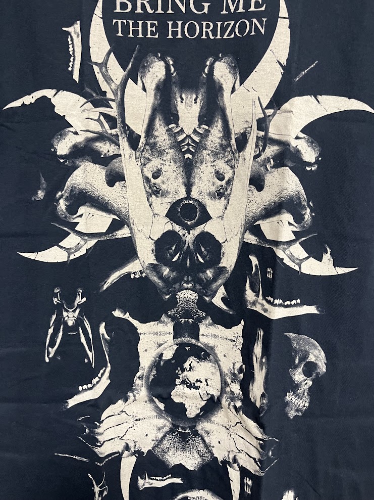 �ں߸ˤ����BRING ME THE HORIZON (�֥�󥰡��ߡ��������ۥ饤����) SKULL & BONES �֥����롦����ɡ��ܡ��󥺡� T����� S������