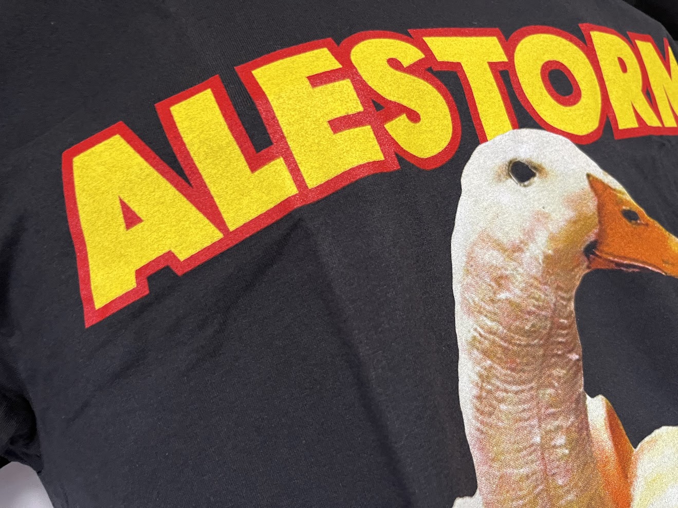 �ں߸�ͭ���ALESTORM (�����륹�ȡ���) Banana Duck �֥Хʥʡ����å��� �ԥ���� M������