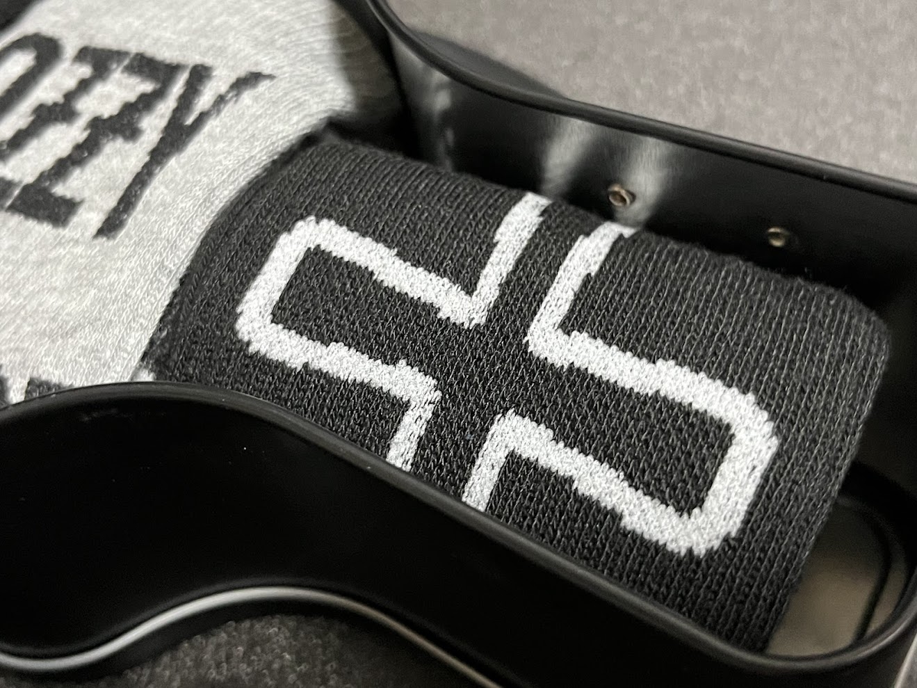 �ں߸ˤ����OZZY OSBOURNE (�������������ܡ���) Logo �֥����� �������åȡ��������̡ڥ��쥯�����������ƥ��