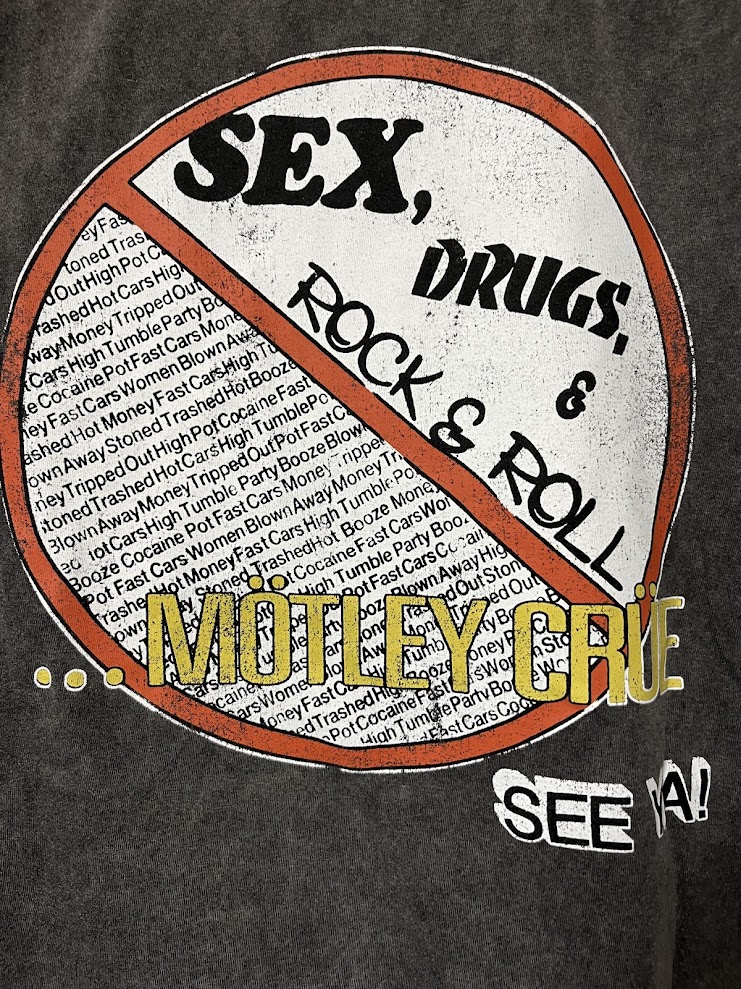 �ں߸�ͭ���MOTLEY CRUE (��ȥ꡼�����롼) No Fun Tour '84 ��1984ǯ���Ρ����ե��󡦥ĥ����ץ��ȡ��󡦥����å��� T����ġʥ��㥳���롦���졼�� XXL������