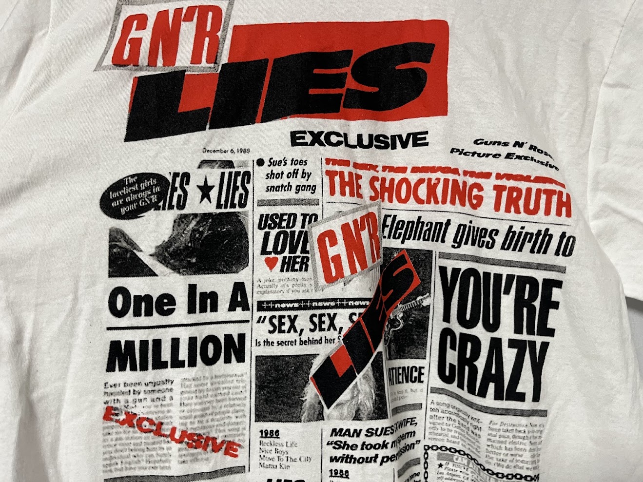 �ں߸ˤ����GUNS N' ROSES (���󥺡�����ɡ���������) GN'R LIES ��GN'R�饤���� T����ġ���� M������
