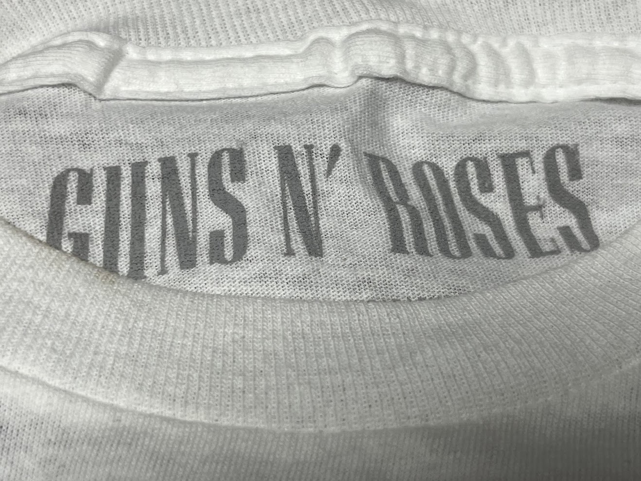 �ں߸ˤ����GUNS N' ROSES (���󥺡�����ɡ���������) GN'R LIES ��GN'R�饤���� T����ġ���� M������
