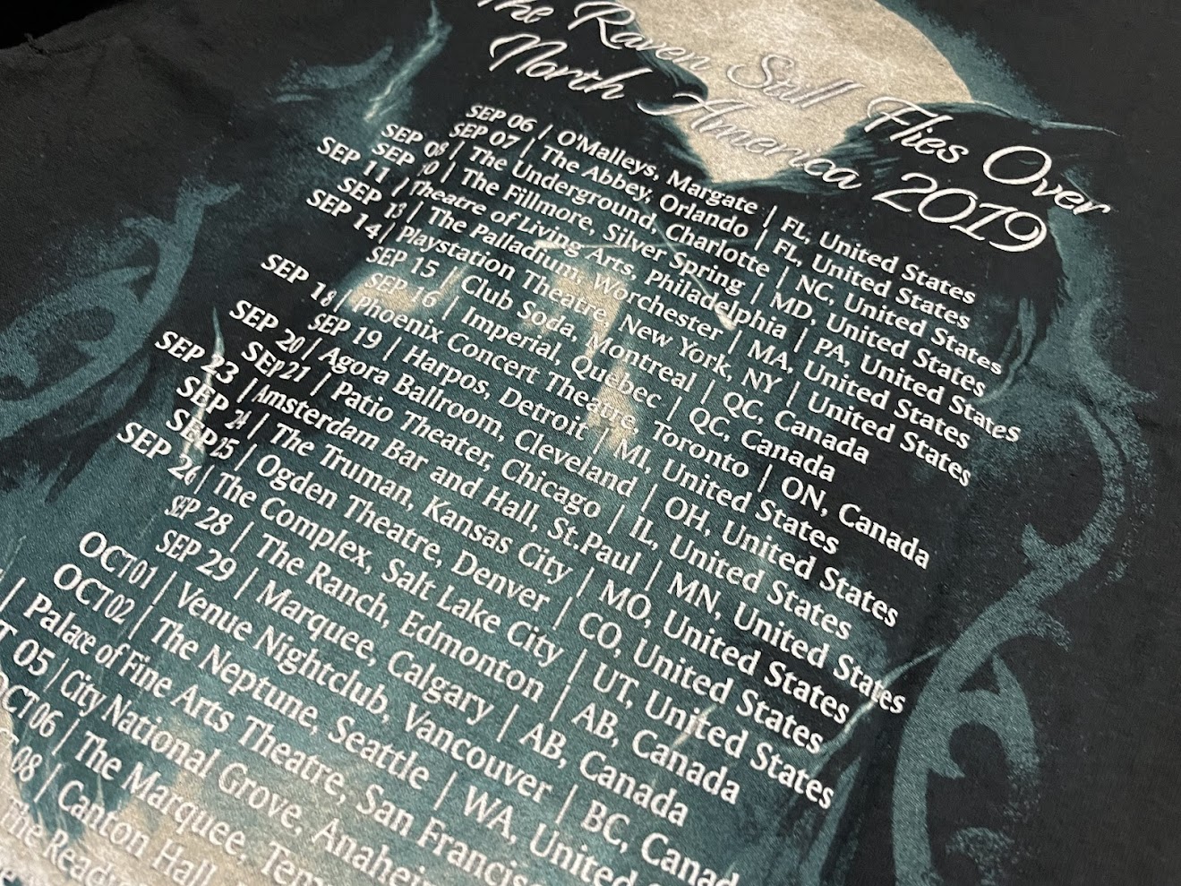 �ں߸ˤ����SONATA ARCTICA (���ʥ����������ƥ���) RAVEN STILL LIES �֥쥤���󡦥��ƥ��롦�饤���� 2019ǯ���ƥĥ���T�����  S�������ڥ��쥯�����������ƥ��