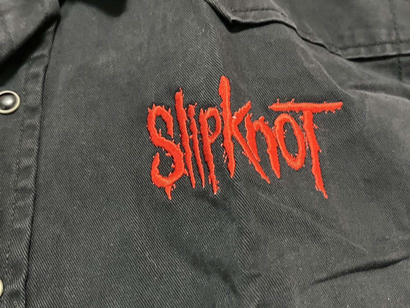 �ں߸ˤ����SLIPKNOT (����åץΥå�) Crest�֥��쥹�ȡ� �Ρ����꡼�����٥��� XL������
