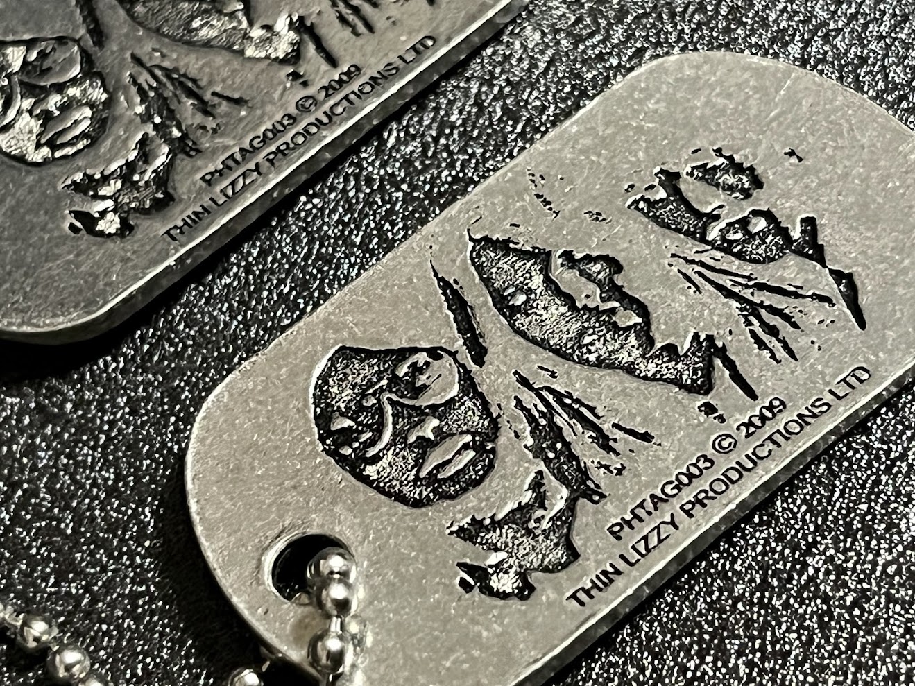 �ں߸ˤ����THIN LIZZY (���󡦥ꥸ��) Logo �֥����� �ɥå������ڥ��쥯�����������ƥ��