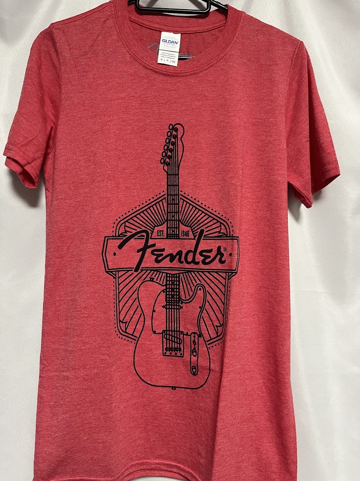 �ں߸ˤ����FENDER (�ե������) FENDER EST. 1946 �֥ե�������������ȡ�1946�� T����ġ��֡� S�������ڥ��쥯�����������ƥ��