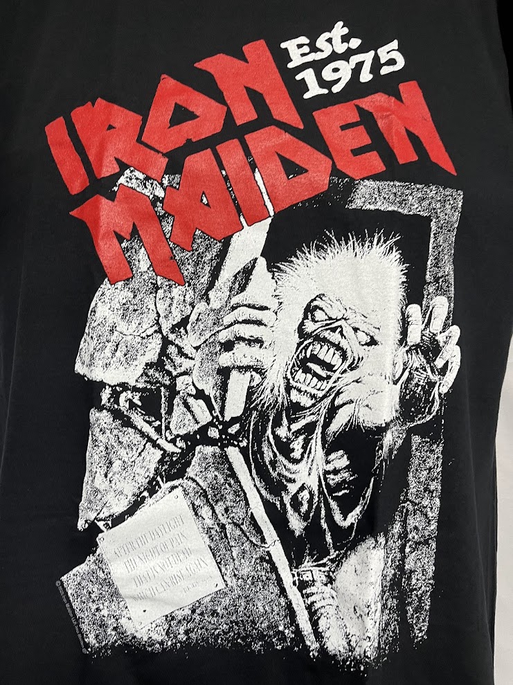 �ں߸ˤ����IRON MAIDEN (�������󡦥ᥤ�ǥ�) Est. 1975 No Prayer Grave Red Logo ��1975ǯ���Ρ����ץ쥤�䡼�����쥤������åɡ������� �ԥ���� L������