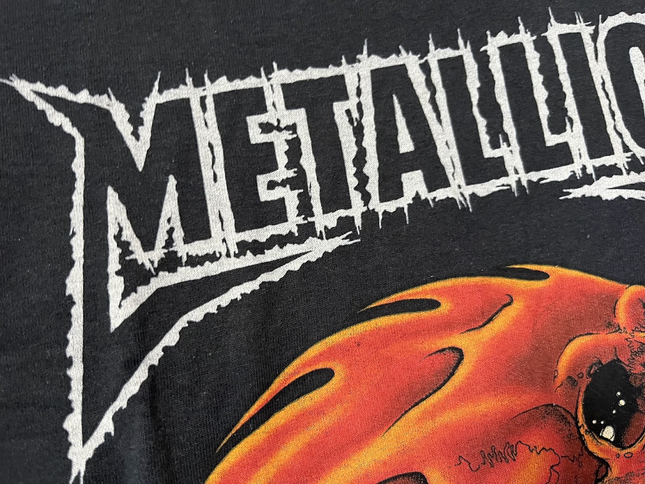 �ں߸�ͭ���METALLICA (�᥿�ꥫ) YIN YANG �֥��󡦥�� -����- �� T����� XL������