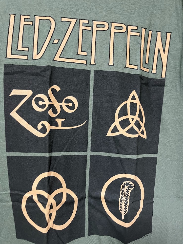 �ں߸ˤ����LED ZEPPELIN (��åɡ��ĥ��åڥ��) SYMBOLS IN BLACK SQUARE  �֥���ܥ롦���󡦥֥�å��������������� T����ġʥ��꡼�֡� S������