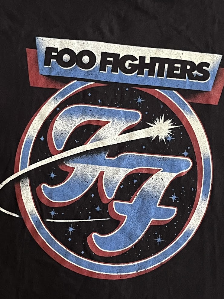 �ں߸ˤ����FOO FIGHTERS (�ա����ե���������) COMET �֥���åȡ� T����� M������