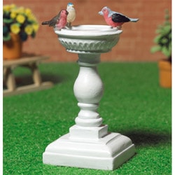 ドールハウス 1/12スケールバードバス用鳥6138 | すべての商品