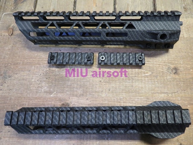 VectorOptics M-LOK ｽﾘﾑｶｰﾎﾞﾝ ﾎﾟﾘﾏｰﾊﾝﾄﾞｶﾞｰﾄﾞ 10in | メーカー別