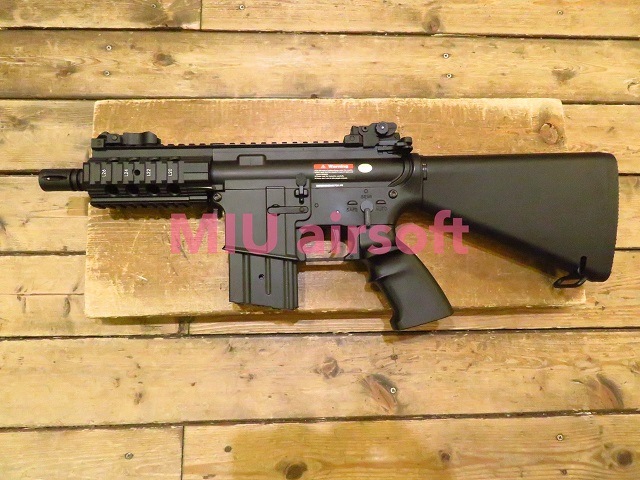 GoldenEagle M4 CQB ��ư���ގ�