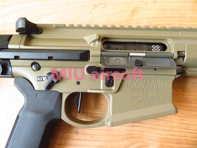 EMG/DE NOVESKE N4 GHETTO BLASTER 10.5inch ���ގ��̎ގێ��ʎގ����׎��̎� FDE