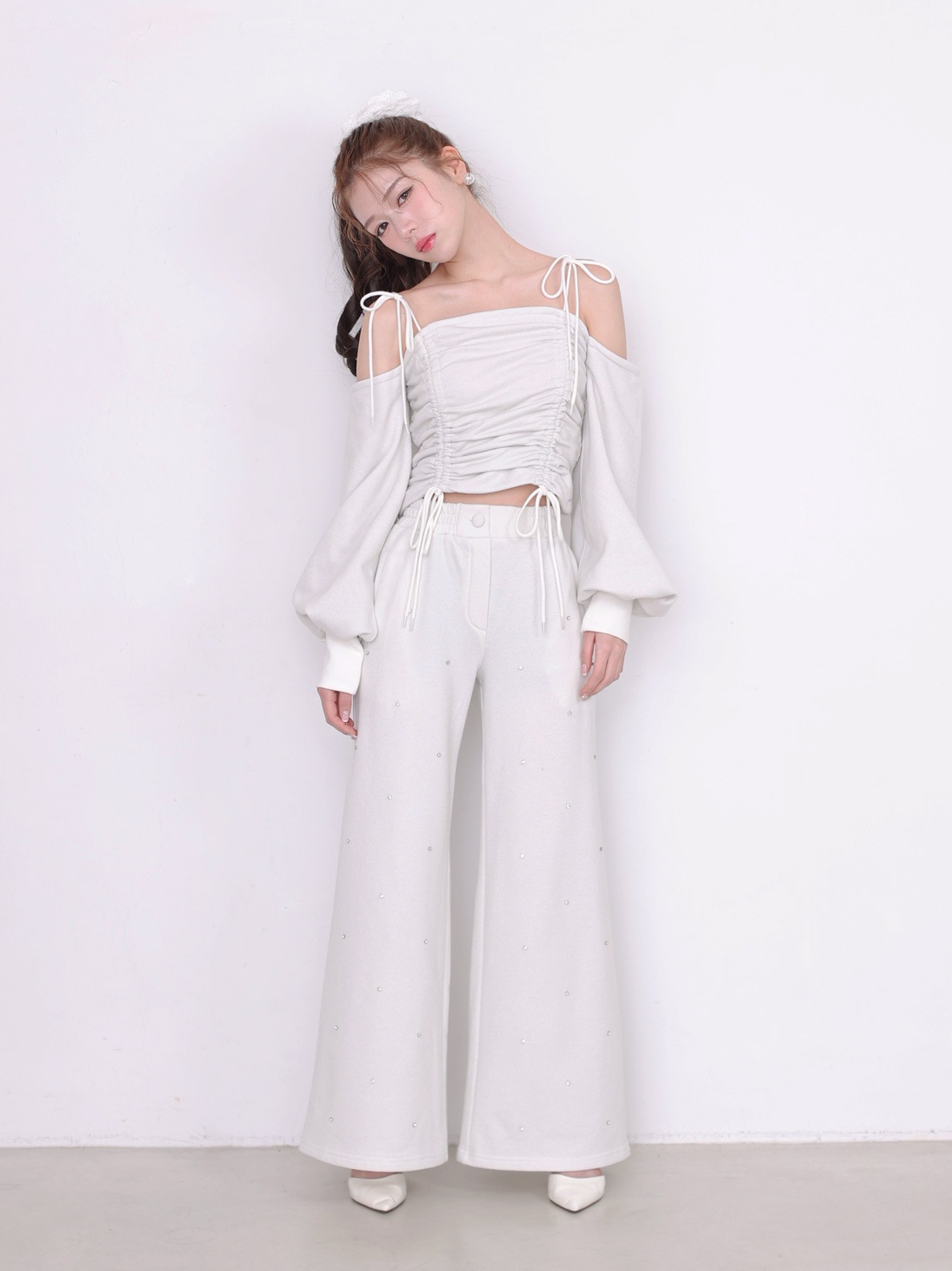 ANDWANG AND one shoulder bijou sweat グレー ANDWANG AND one shoulder bijou sweat グレー ANDWANG AND one