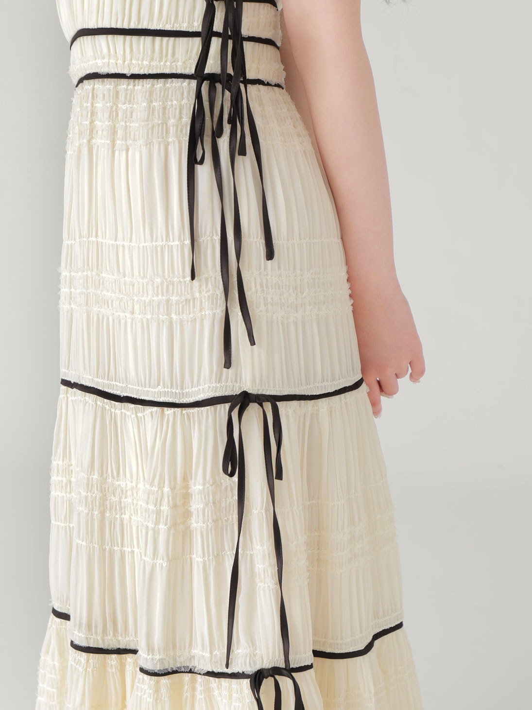 M me eme／Side ribbon tiered chiffon long onepiece(eme10385