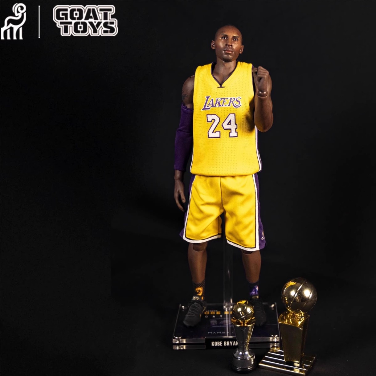 【ほぼ新品】Kobe Bryant コービブライアント　フィギュア　約34cm Kobe Bryant（コービー・ブライアント） ボブルヘッド 人形