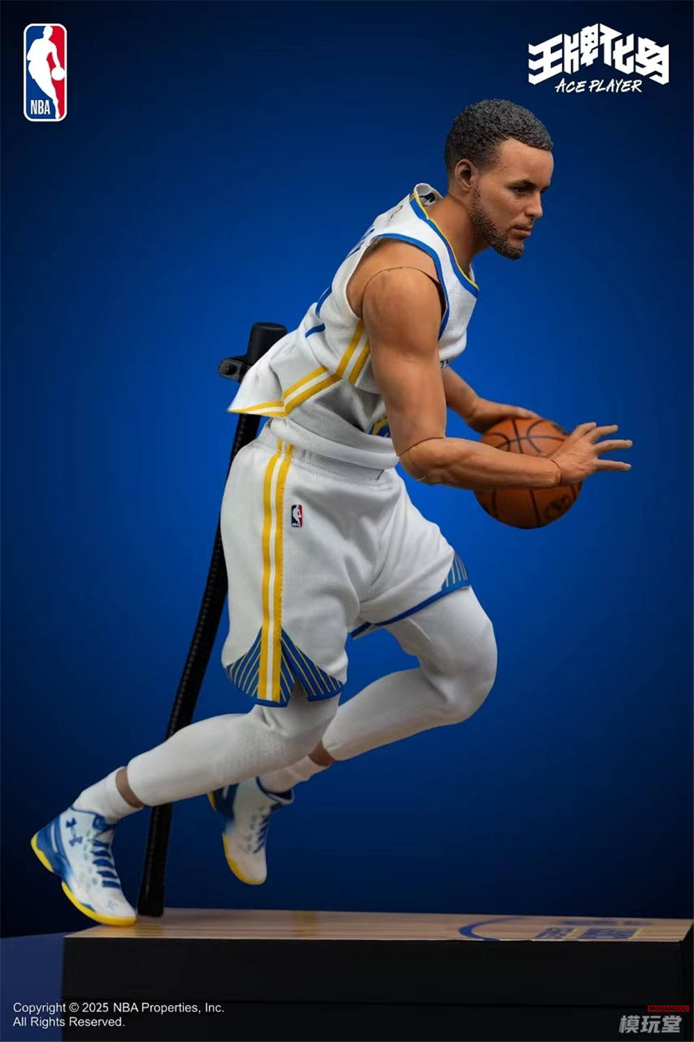 レア　ステフィン・カリー　銅像　フィギュア　NBA 26センチ 31wyvelZ93L.jpg_BO30,255,255,