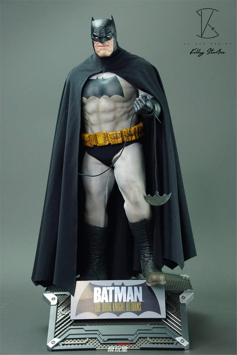 予約 Kelly Studio 1/6 『ダークナイト・リターンズ』 バットマン 専用