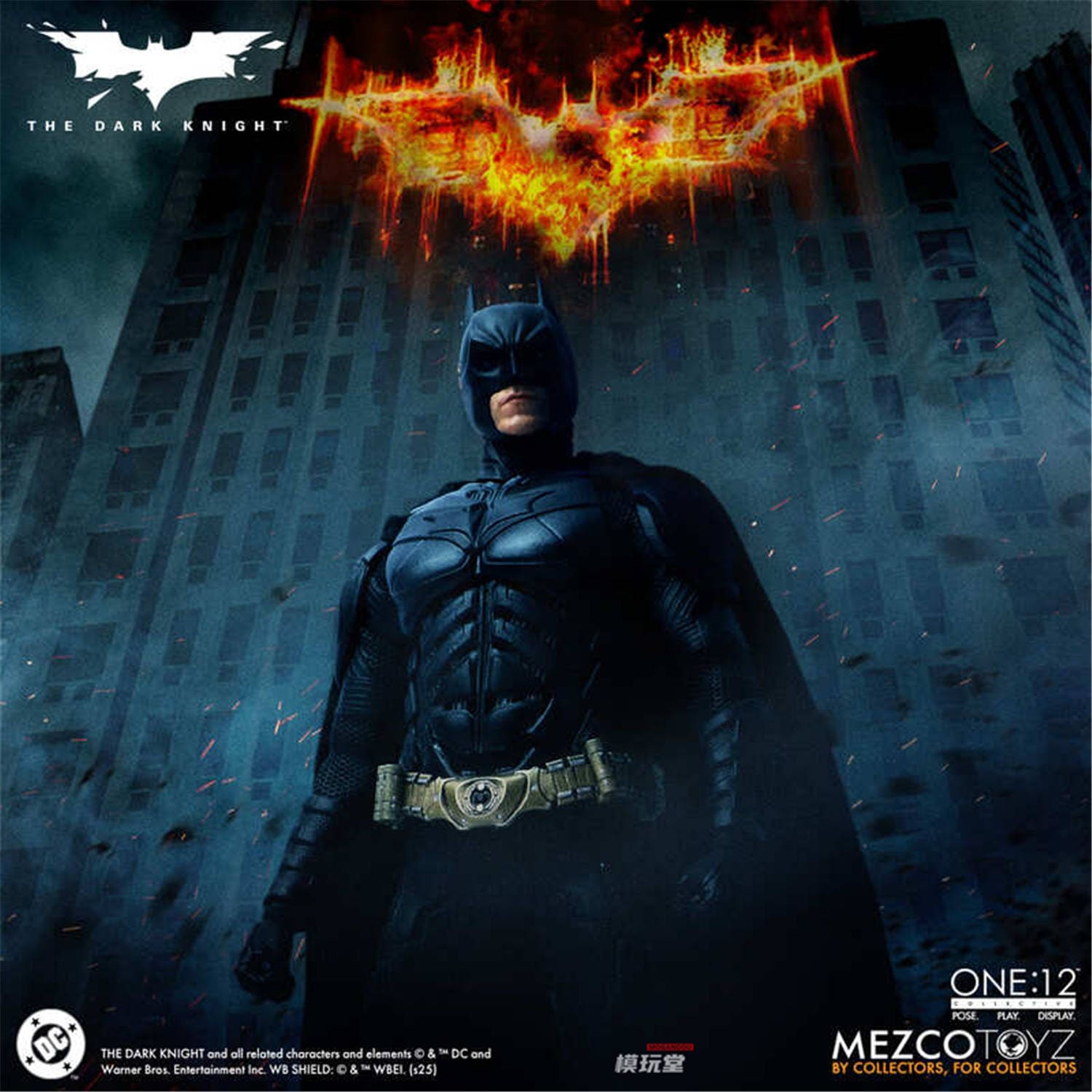 予約 Mezco Toyz 1/12 『ダークナイト：バットマン』 バットマン