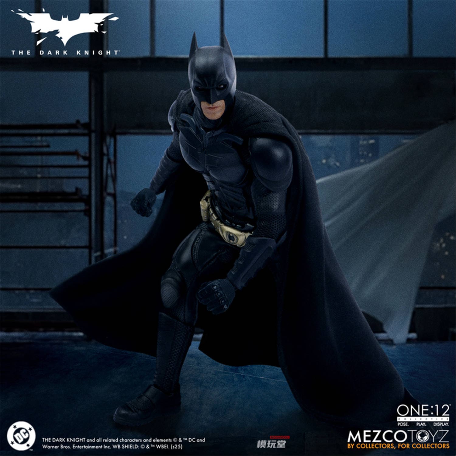 予約 Mezco Toyz 1/12 『ダークナイト：バットマン』 バットマン The