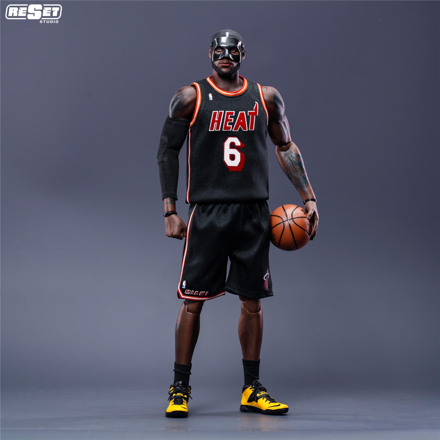 予約 Reset Studio 1/6 NBAシリーズ ジェームズ ヒート（ブラック