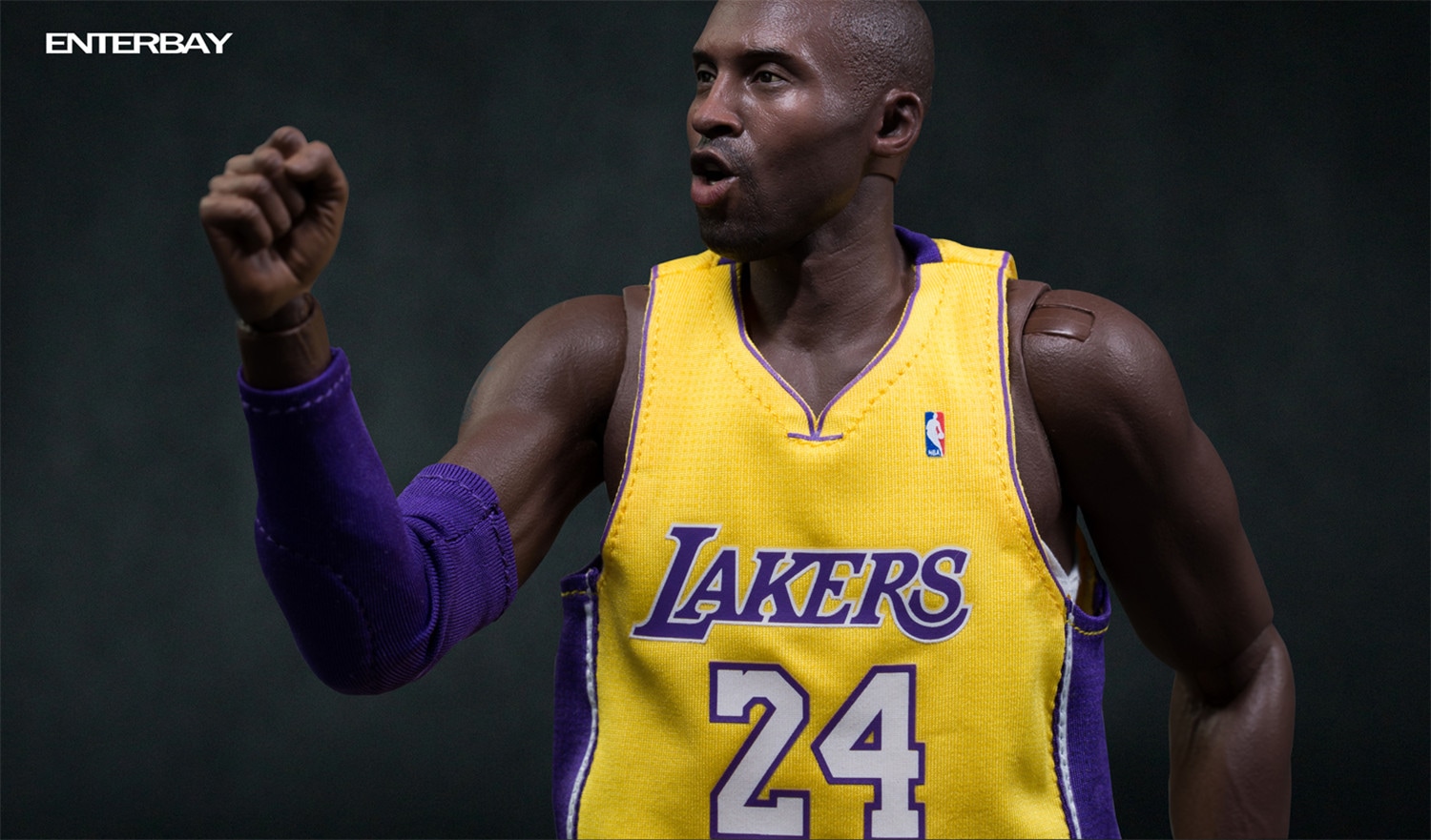 予約 ENTERBAY 1/6 『Real Masterpiece NBA Collection』 コービー