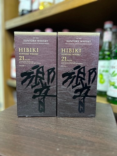 Hibiki 21年 ウイスキー 2本セット 響（山崎 18年 響 21年 二本