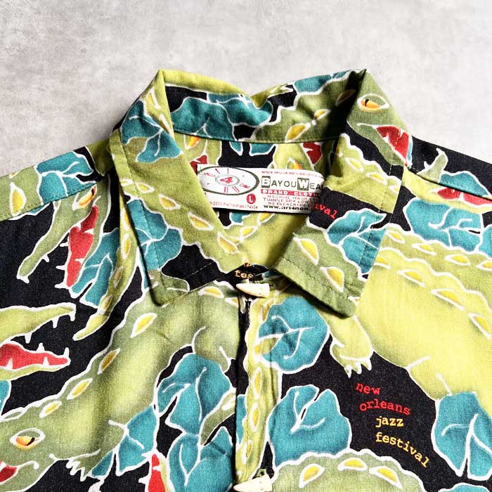 90'S BAYOU WEAR ALLIGATOR PRINT NEW ORLEANS JAZZ FESTIVAL SHORT