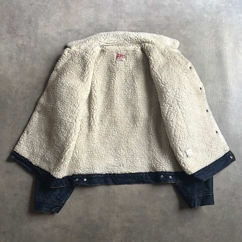 80's Levi's 71608-0216 Boa Denim Trucker Jacket Made in USA