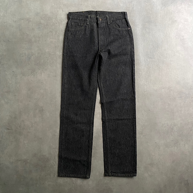 DEADSTOCK 90's Levi's 501-0658 Yarn Dyed BLACK Made in USA W30L30