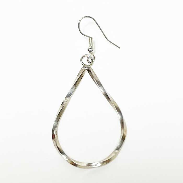 インディアンジュエリー ナバホ族 ツイステッドワイヤー シルバー