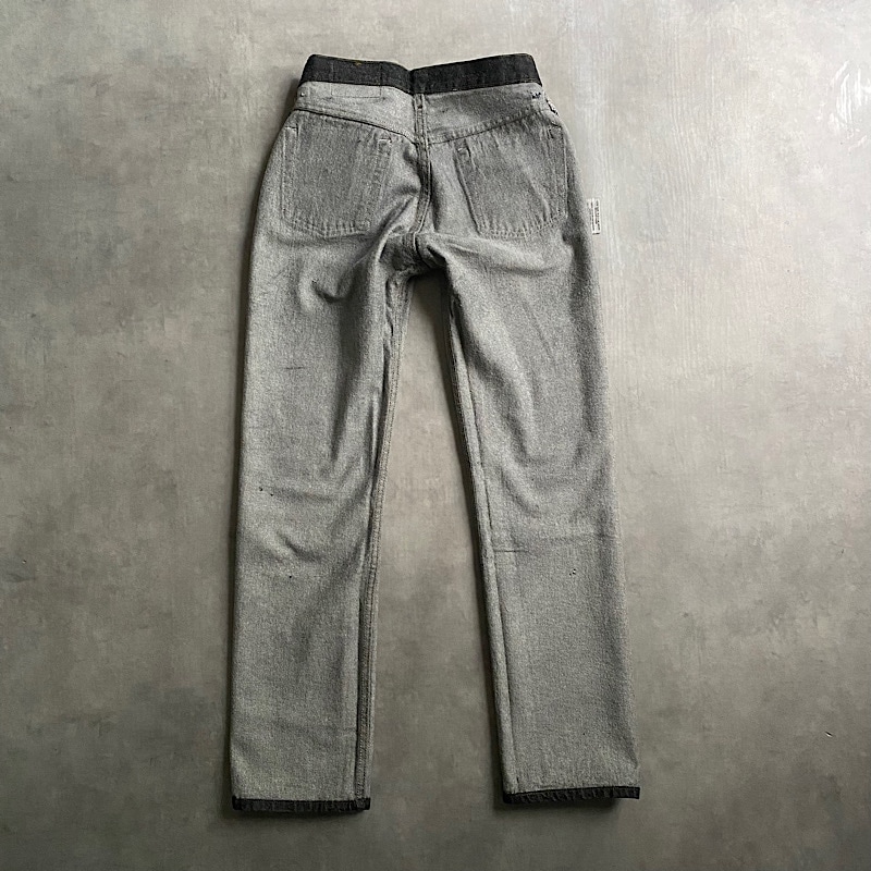 DEADSTOCK 90's Levi's 501-0658 Yarn Dyed BLACK Made in USA W30L30