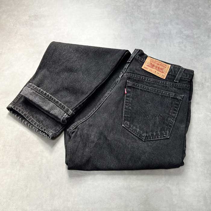 90's Levi's 555 RELAXED FIT BLACK JEANS MADE IN USA W34L34
